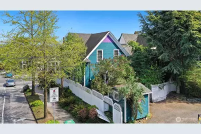 137 23rd Avenue E, Seattle, WA 98112 - Photo 13