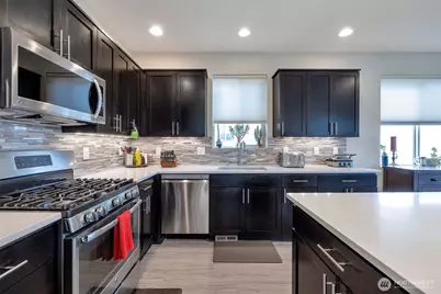 15817 SE 252nd Place, Covington, WA 98042 - Photo 9