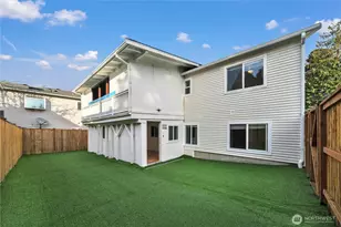 9744 57th Ave S, Seattle, WA 98118 - Photo 31