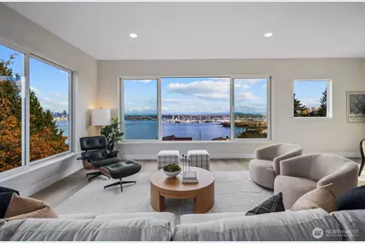 1701 41st Avenue SW, Seattle, WA 98116 - Photo 11