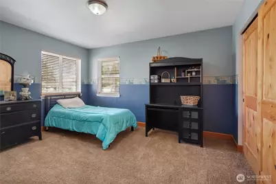 18025 26th Street Ct E, Lake Tapps, WA 98391 - Photo 17