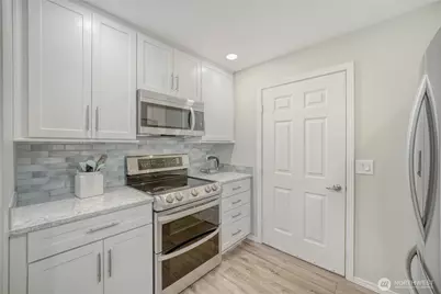 22212 42nd Avenue S #101, Kent, WA 98032 - Photo 9