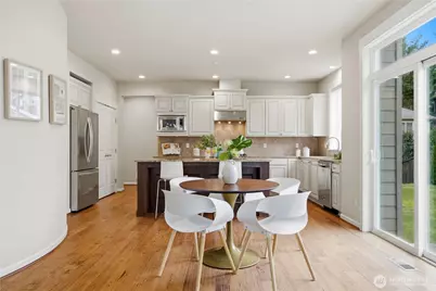 17027 NE 120th Street, Redmond, WA 98052 - Photo 11