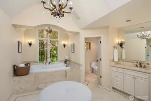 20450 NE 71st St, Redmond, WA 98053 - Photo 21