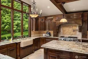 20450 NE 71st St, Redmond, WA 98053 - Photo 17