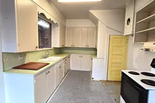 319 S 82nd St, Tacoma, WA 98408 - Photo 23