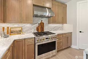 18520 83rd Ave NE, Kenmore, WA 98028 - Photo 15