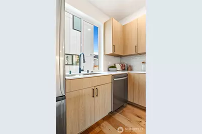 3448 NW 65th Street, Seattle, WA 98117 - Photo 11