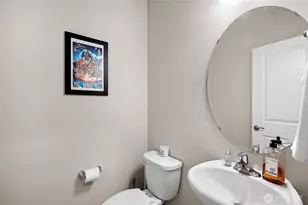 1621 Seattle Hill Rd, Bothell, WA 98012 - Photo 15