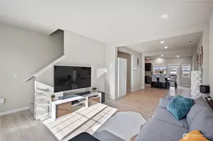 1621 Seattle Hill Rd, Bothell, WA 98012 - Photo 7