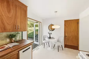 4616 SW Hudson St, Seattle, WA 98116 - Photo 11