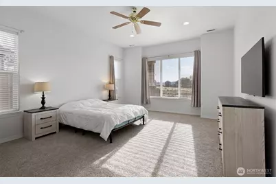 8025 Columbia Way NE, Lacey, WA 98516 - Photo 17