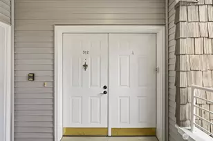 22005 6th Ave S, Des Moines, WA 98198 - Photo 5