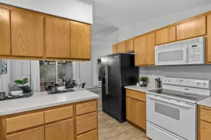 8405 55th Ave NE, Marysville, WA 98270 - Photo 5