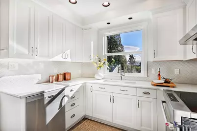 6526 16th Avenue NW, Seattle, WA 98117 - Photo 11