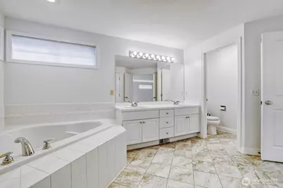 22616 SE 14th Place, Sammamish, WA 98075 - Photo 19