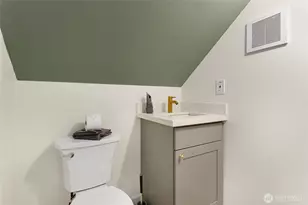 2025 S Ingersoll Pl, Seattle, WA 98144 - Photo 31