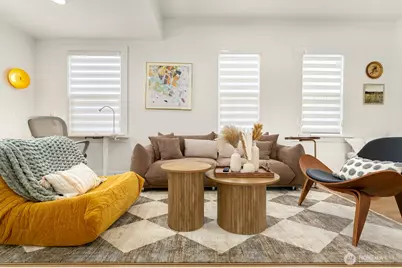 2025 S Ingersoll Pl, Seattle, WA 98144 - Photo 3