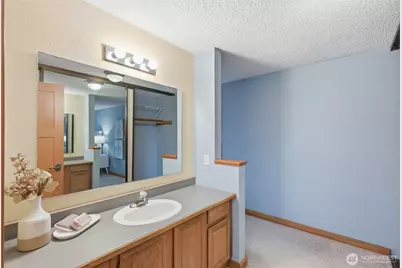 2500 W Manor Place #216, Seattle, WA 98199 - Photo 19