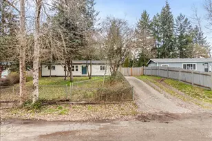 3105 253rd St Ct E, Spanaway, WA 98387 - Photo 3