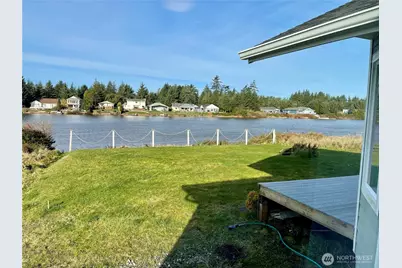 571 E Chance A La Mer NE, Ocean Shores, WA 98569 - Photo 21