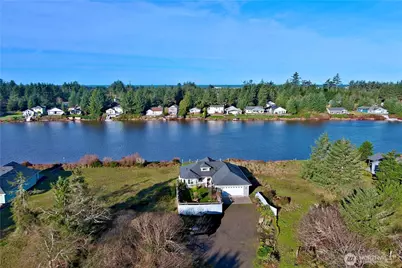 571 E Chance A La Mer NE, Ocean Shores, WA 98569 - Photo 5