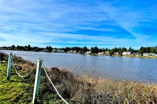 571 E Chance a La Mer NE, Ocean Shores, WA 98569 - Photo 5