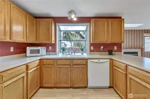 5512 Lakeland Hills Way SE, Auburn, WA 98092 - Photo 11