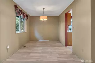 5512 Lakeland Hills Way SE, Auburn, WA 98092 - Photo 9