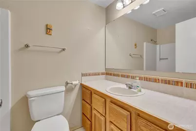 5512 Lakeland Hills Way SE, Auburn, WA 98092 - Photo 25