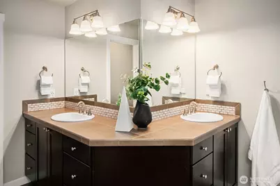 9414 Elm Avenue SE, Snoqualmie, WA 98065 - Photo 19