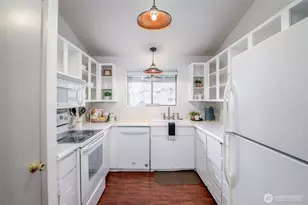 8521 S 259th St, Kent, WA 98030 - Photo 7