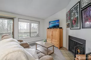 8521 S 259th St, Kent, WA 98030 - Photo 3