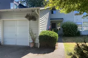 11752 Burke Ave N, Seattle, WA 98133 - Photo 1