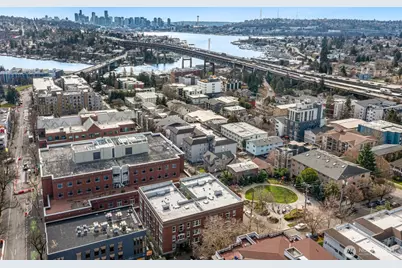 901 NE 43rd Street #306, Seattle, WA 98105 - Photo 21