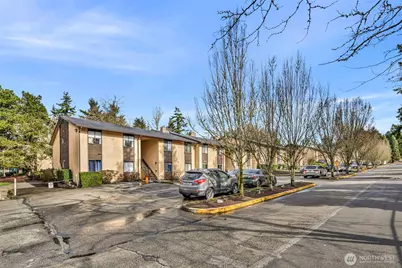 12520 NE 145th Street #E-33, Kirkland, WA 98034 - Photo 3