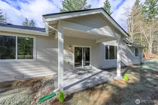 607 198th Ave Ct NW, Home, WA 98349 - Photo 5