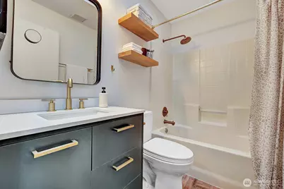 4501 35th Avenue S, Seattle, WA 98118 - Photo 17