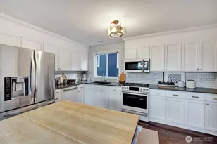 4501 35th Ave S, Seattle, WA 98118 - Photo 9
