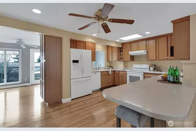 5008 22nd Avenue NE, Tacoma, WA 98422 - Photo 11