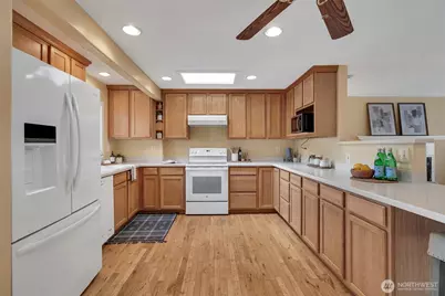 5008 22nd Avenue NE, Tacoma, WA 98422 - Photo 9