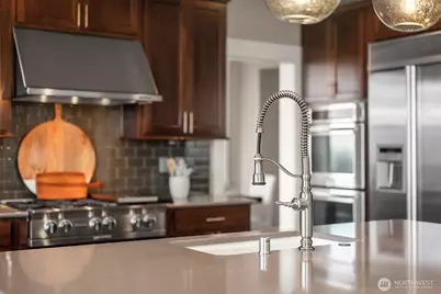 2440 NE Daphne Street, Issaquah, WA 98029 - Photo 11