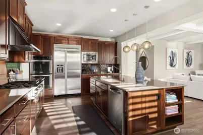 2440 NE Daphne Street, Issaquah, WA 98029 - Photo 9