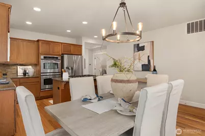 2073 NE Noble Street, Issaquah, WA 98029 - Photo 11