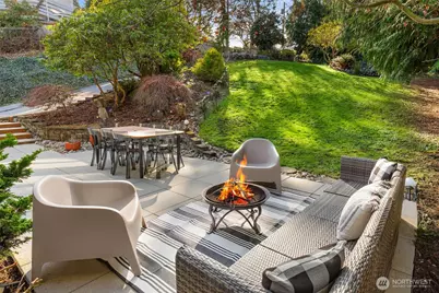 11925 Maplewood Avenue, Edmonds, WA 98026 - Photo 3