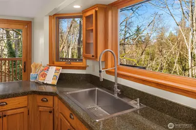 11925 Maplewood Avenue, Edmonds, WA 98026 - Photo 19