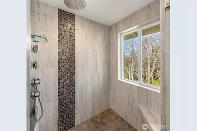 11925 Maplewood Avenue, Edmonds, WA 98026 - Photo 27