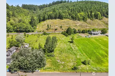 817 State Street, Centralia, WA 98531 - Photo 1