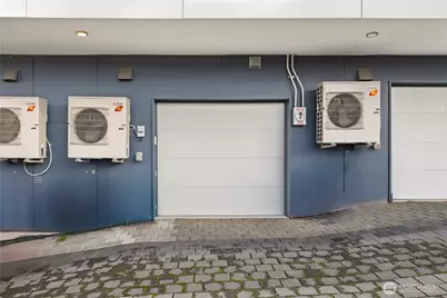 2273 14th Avenue W, Seattle, WA 98119 - Photo 31