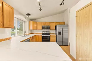 3815 230th St E, Spanaway, WA 98387 - Photo 11